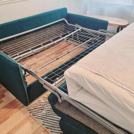 Stay In Aux, Feel At Home ! 2 Room Apartment Central Incl All You Need For 4 Person, 24H Check In, Pkw Parking Only Аугсбург Екстериор снимка