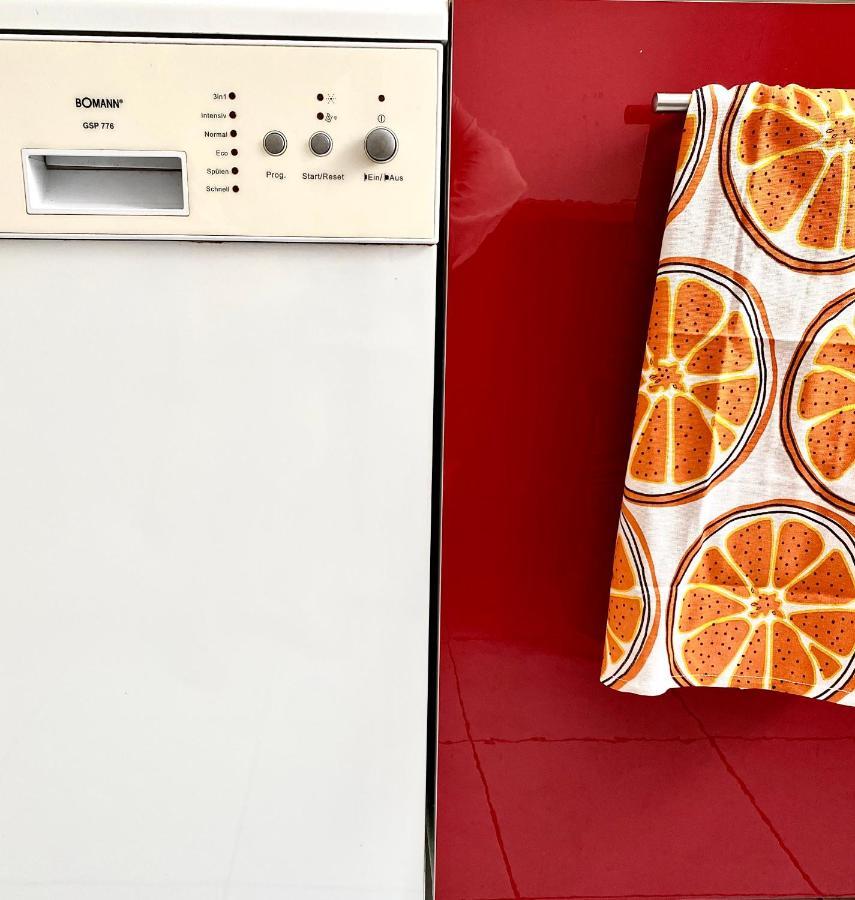 Stay In Aux, Feel At Home ! 2 Room Apartment Central Incl All You Need For 4 Person, 24H Check In, Pkw Parking Only Аугсбург Екстериор снимка